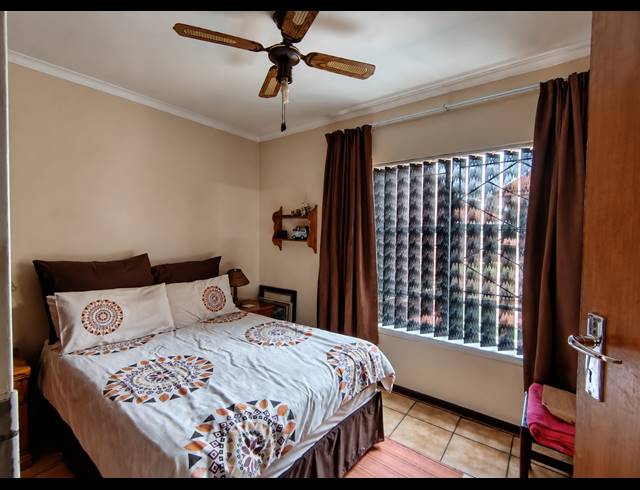 2 BEDROOM TOWNHOUSE FOR SALE IN THREE RIVERS